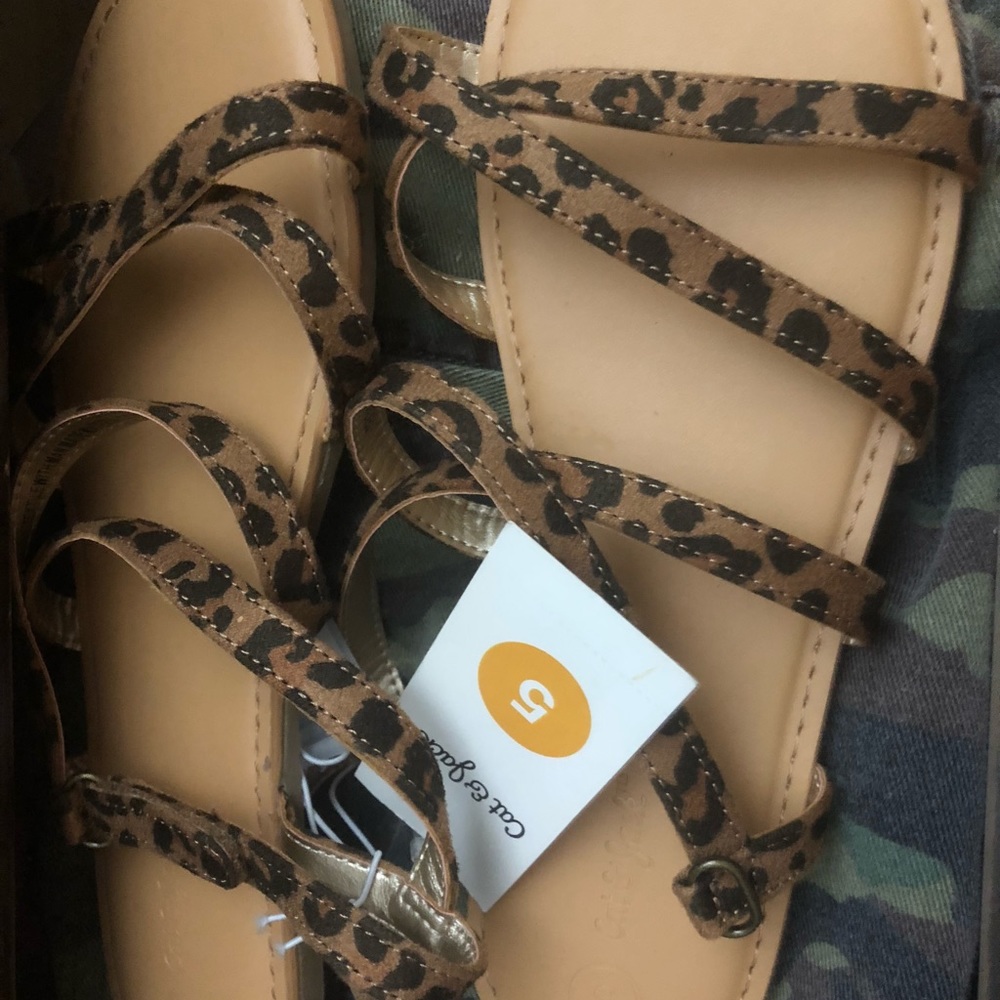 Cat and Jack shoes size 5